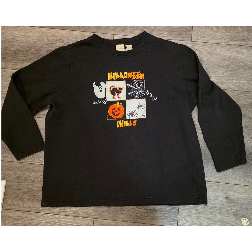 CC Hughes Women 1X Sweatshirt Black Halloween Chills Embroidered Graphic Spooky